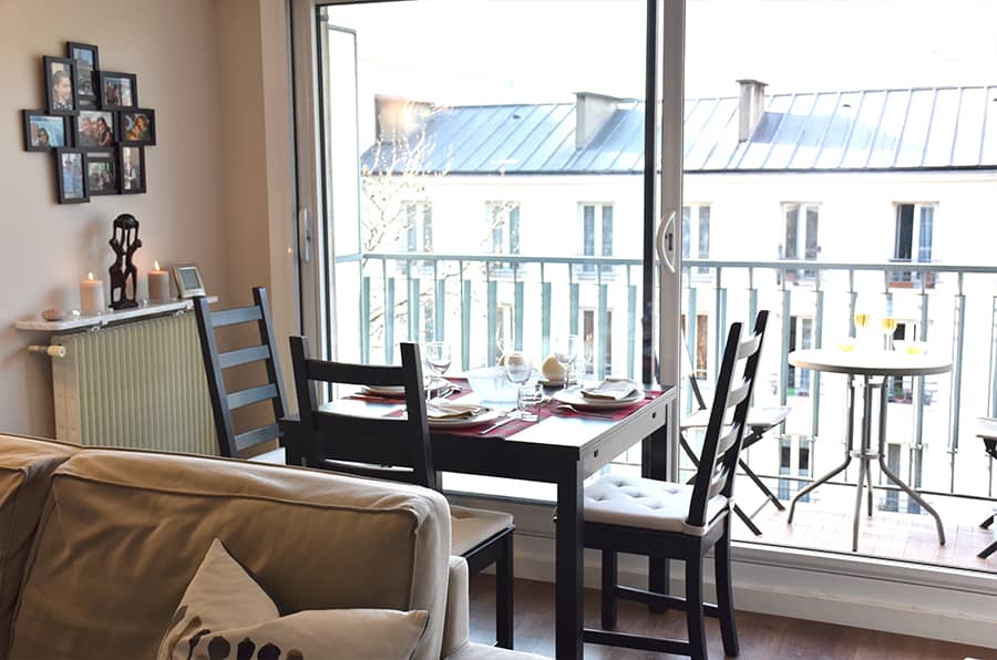 Porte de Versailles - dining table by the terrace