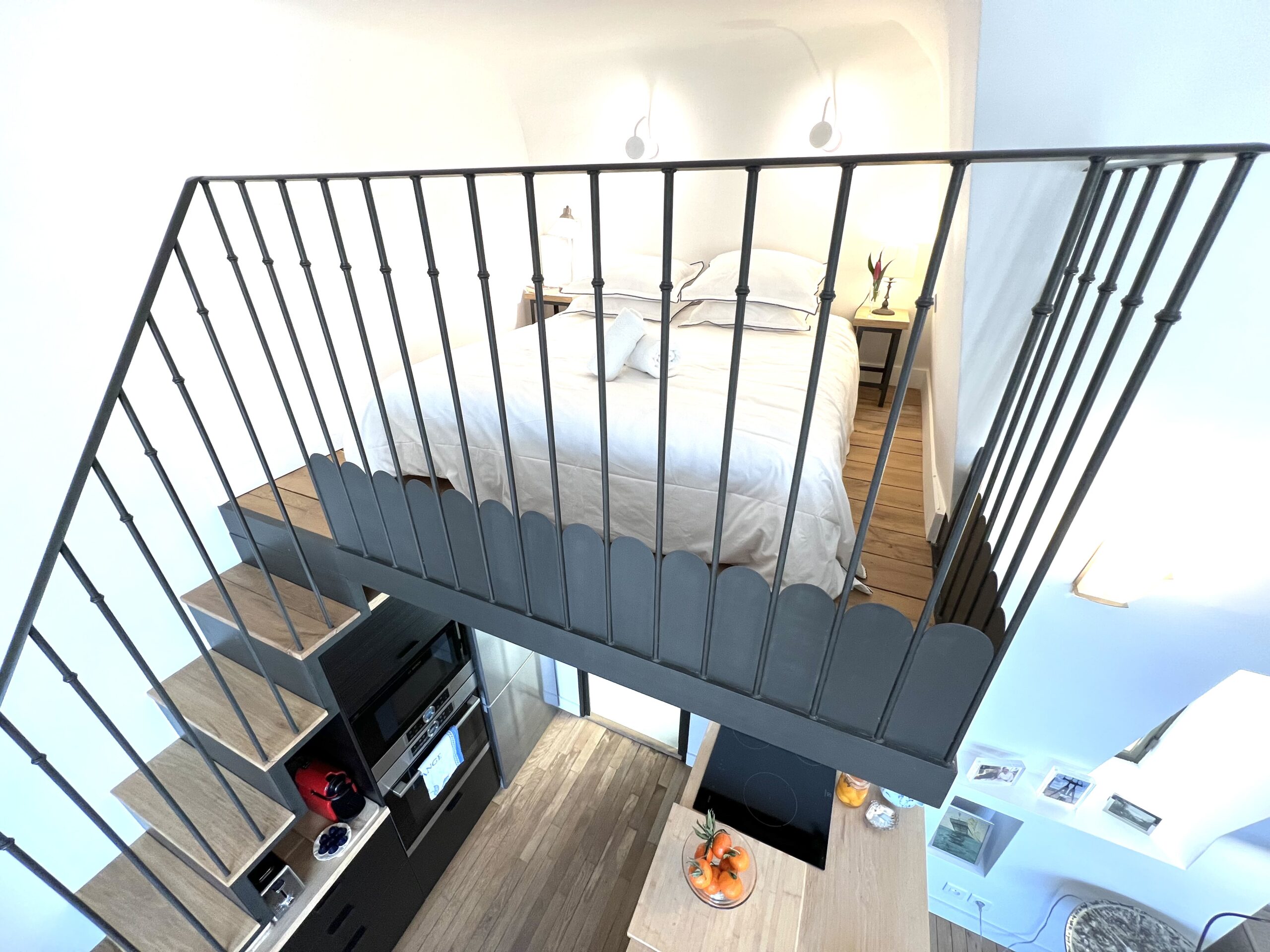 Artist - Loft | double bed on mezzanine