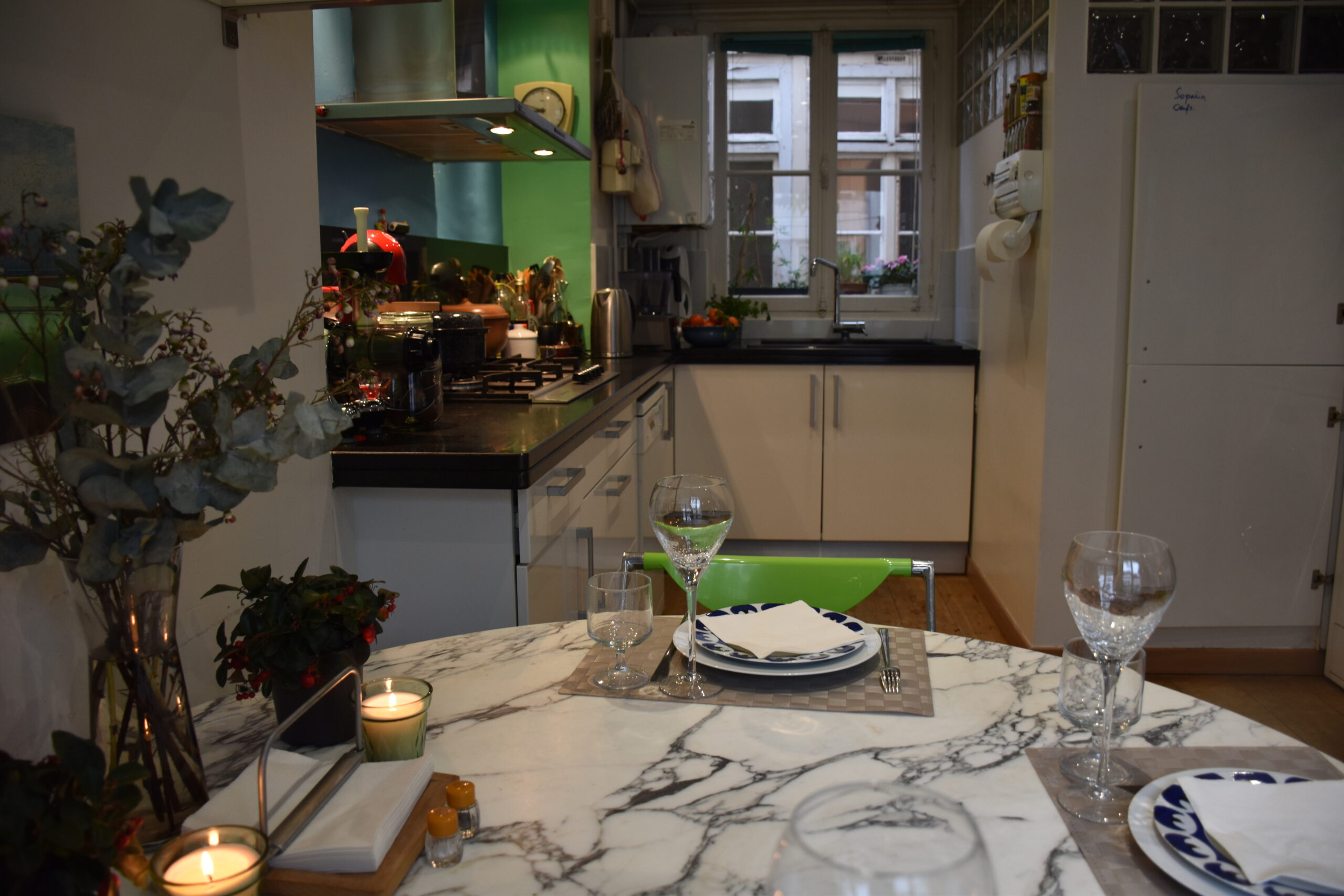 Rue de Paradis - Kitchen